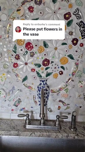 Beautiful Flower Ceramic Tile Backsplash Ideas for Your Kitchen