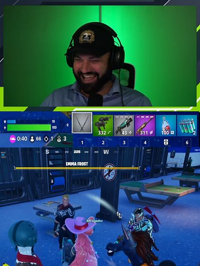 Birds dancing at The Raft until we make new friends! #funny #Deadpool #byebyebye #nsync #fortnite #tiktoklive #fyp #foryou #emote