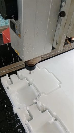 USING COMPUTER NUMERICAL CONTROL SYSTEM ON A ROUTER WITH VACUUM TABLE TO EXECUTE PATTERNS ON PLASTIC