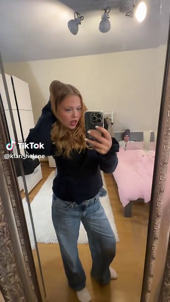 Klara ✨ (@klari_helene)’s videos with original sound - kat 𝜗𝜚