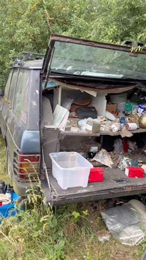 CAN YOU BELIEVE THIS? #automobile #abandoned #explore #urbex #viral #viralvideo #reels #classiccars