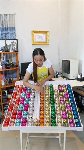 7.5K views · 130 reactions | Watch Satisfying Sorting Moments That Calm Your Mind Instantly! | Monkeys Videos | Facebook