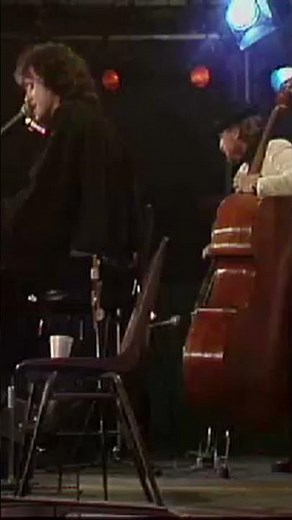 Donovan and Danny playing Catch The Wind at Cambridge Folk Festival in '81
