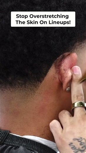 Stop Overstretching The Skin On Lineups! #barbertutorial #barbertips #barber #fadedculture
