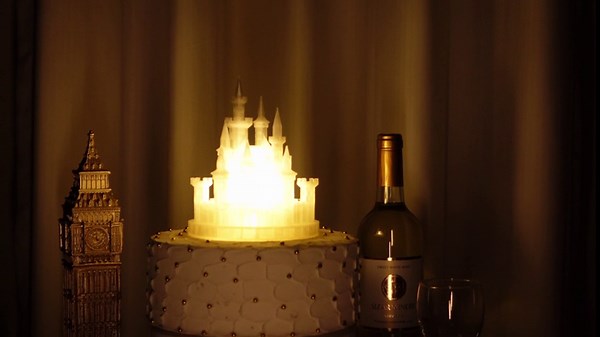 Amazon.com: Baquler Castle Cake Topper Figurine Wedding Cake Topper Birthday Castle Night Light USB Rechargeable Princess Night Light for Wedding Birthday Party Decor(Colorful Light) : Grocery & Gourmet Food