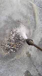3.6M views · 5.1K reactions | How I make beautiful exposed aggregate floors by jet washing  | UNILAD Tech | Facebook