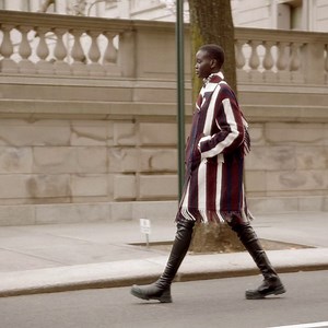 4.9K views · 52 reactions | Hai già scoperto in anteprima la collezione H&M Studio A/W 2019? Corri a scoprirla. Disponibile dal 5 settembre. https://bit.ly/2PhtMD9 | H&M | Facebook