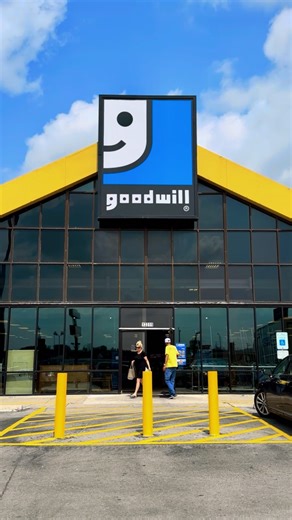 Want to learn more about FREE Medical Assistant career training? Keep watching! 🩺🆓 Enroll with our Good Careers Academy today! There’s still time to sign up for the Medical Assistant program at our Bitters location. 👈 Bitters Goodwill Good Careers Academy: 📞 210-924-8581 🗓️ Monday-Friday 🕘 8:00 a.m.-5:00 p.m. 📍 13311 San Pedro Ave. (at Hwy 281) San Antonio, Texas, 78216 For more information about the Good Careers Academy, including enrollment, please visit our website at goodwillsa.org/ed
