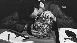 History's Greatest Mysteries: Season 4 Episode 9 Decoding the Mysterious Antikythera Mechanism