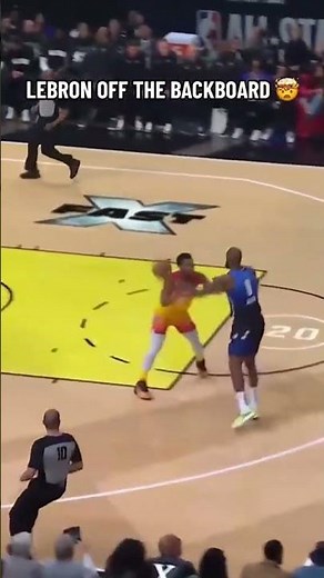 LeBron James Shocks Everyone 😱🤯 Off-the-Backboard Self Alley-Oop Dunk! 💥