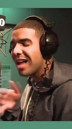 Aight, I say uhh... Drake Meme