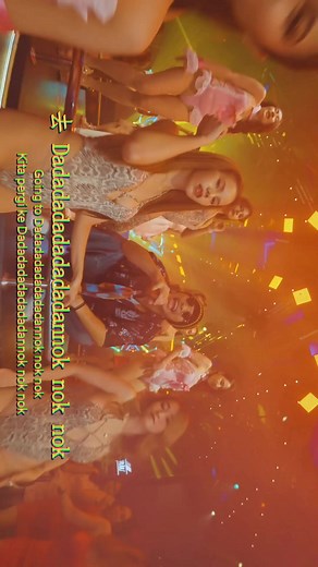 Listen to this song while eating LEAVES and you will fly～😇 Dannok, a vibrant gem nestled at the Thailand-Malaysia border, beckons travelers with its unique blend of culture, cuisine, and charm. Here, visitors can immerse themselves in an array of enchanting attractions, from serene temples to bustling markets. The region's culinary landscape is a feast for the senses, offering an array of mouth-watering Thai delicacies, from spicy Tom Yum soup to the sweet, subtle flavors of Mango Sticky Rice. 