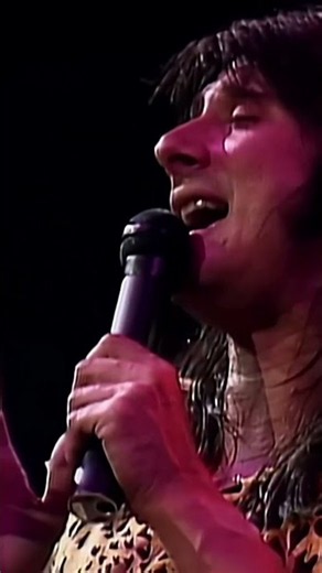 Just a Small Town Girl #Journey #RockMusic #ClassicRock #LiveMusic #80sMusic #fyp #trending