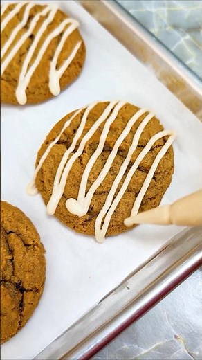 💖Here is the recipe for our absolute favorite Ginger cookies 💖#gingercookie #gingersnap #chewy