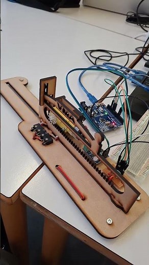 arduino garage door #arduino #breadboard #arduinoproject #breadboardproject #electrical #robotics