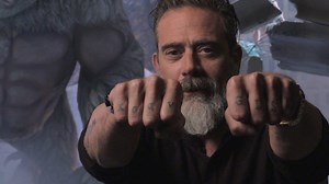Jeffrey Dean Morgan talks delivering his new baby girl
