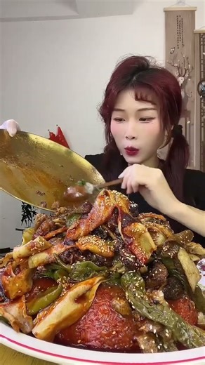 🔥 Massive Spicy Stir-Fry Mukbang! Big Bites + Intense Flavor 😳🌶️