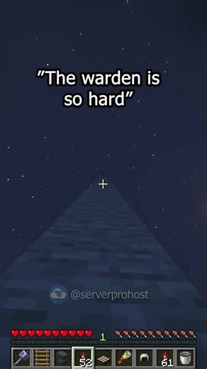 Use the mace to easily defeat the warden! (In theory) #short #shorts