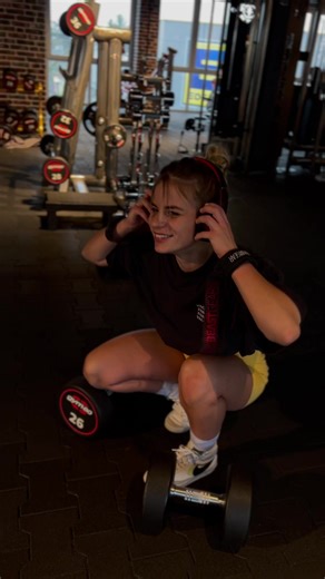 Strength Training Routine with Dumbbells for Beginners