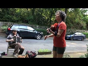 Perrodin Two-step - Evan Kinney (a) & Miss Moonshine (f) - Cajun jam