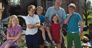 Hexe Lilli - Der Drache und das magische Buch · Film 2009 · Trailer · Kritik