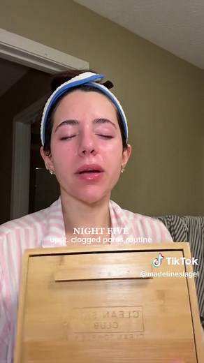 Caring for Sensitive Skin: Tackling Clogged Pores