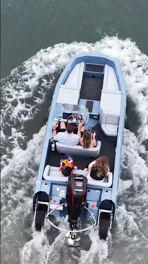 Boating made easy with the WaterCar EV