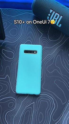 Samsung S10 with One UI 7 Features