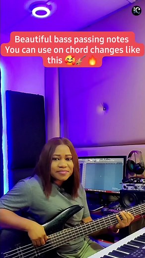 25K views · 867 reactions | Beautiful bass passing notes You can use on chord changes like this 殺 | BassLady | Facebook