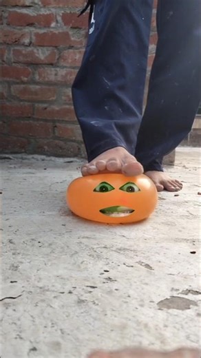 Green Alien Pop 🤯 #shorts #alien #pop #trends #edit