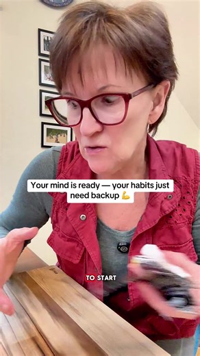 Watching someone you love try to quit is brutal — because the craving always hits before the willpower does. This is what I hand them when their hands start shaking and their brain says just one more. It doesn’t quit for you. But it gives you a pause long enough to choose better. Daily wellness info only. Not medical advice. Always check with your provider. #TikTokShopCreatorPicks #TikTokShopJumpStartSale #QuitSmokingSupport #CravingControl #HealthyHabits
