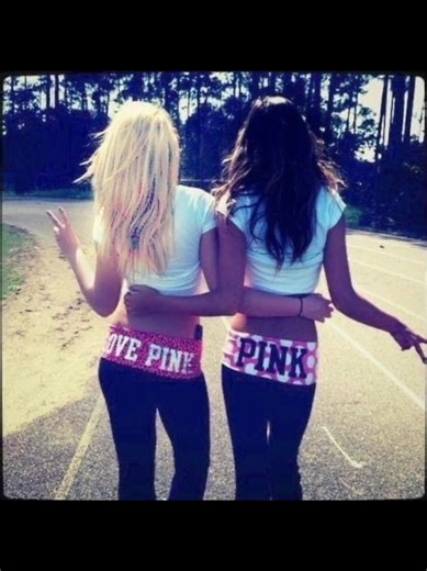 edit: guys pls help and like my other vids they are flopping also team for all the support! sometimes I wanna dress like this honestly #2016 #fyp #xyz #fashion #ineedfriends creds to @𝐋𝐚𝐲𝐚𝐧‘