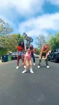 756K views · 71K reactions | LADIES!! GO OFF!!! 朗⚡️Link in bio to dance to #BlessMe | Maverick City Music | Facebook