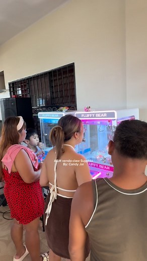 175K views · 754 reactions | Perfect for shops, cafés, or events — this Fluffy Bear mini claw machine is guaranteed to attract smiles (and sales)! ✨” Message us now for more inquiries  #fypviralシ #trendingreelsvideo #passiveincome #clawmachinechallenge #miniclawmachine #clawmachine | A&M vendo-claw Supplier By: Candy Jar | Facebook