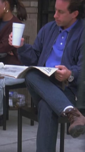 Which would you choose? Stream the complete series on Netflix. #aliens #90stv #comedytok