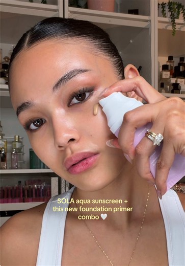 SOLA Aqua Sunscreen   Foundation Primer Combo — Best for Oily Skin