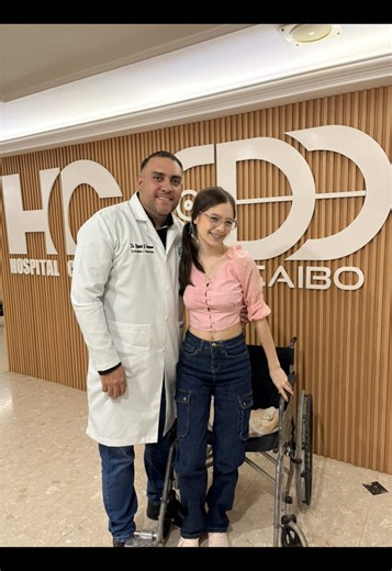@Neptali ontiveros Actualmente estoy presentando exudado. El doctor comparte la excelente noticia de que el último cultivo salió negativo a la bacteria, lo cual es una señal positiva. Para tener la certeza absoluta de que el proceso infeccioso esta completamente superado, solo resta realizar un par de cultivos adicionales. Una vez que se confirme que no hay rastro de infección, el siguiente gran paso será planificar la cirugía definitiva para yo volver a caminar.❤️ Dr. Neptalí, no tengo palabras