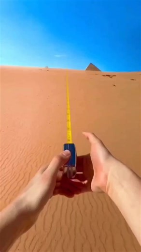 ▶️ Te la enseñamos un poquito más. ¿Os acordáis del coco que se dio nuestra compañera Fati presentando la casa a la venta de Gavà Mar en el anterior reel? Pues llegamos con velocidad y os enseñamos un poquito más. Si estás buscando casa en Gavà Mar (Barcelona) escríbenos por privado y te la enseñamos 🚀🚀🚀 #labellagrouprealestate #realestate #venta #online #luxury #inmobiliaria #agenteinmobiliarioonline #aio #viral #Gavamar #compra #chalet #luxe