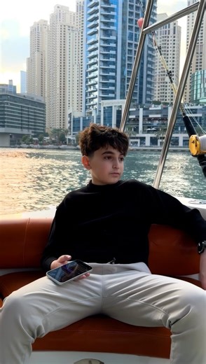 Mikael ® on Instagram: "Homework does not give me cash 👆 #inspiration #millionairemindset #business #mindset"