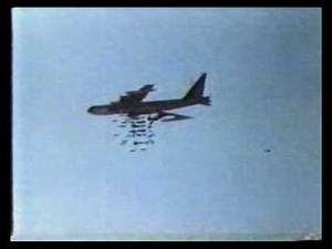 Boeing B-52D "Big Belly" BUFF Live Drop