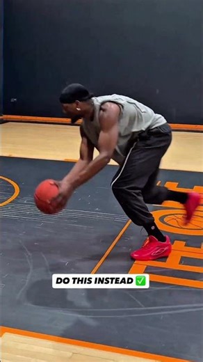 Low post basics you need 🫵🏾🎒 #basketball