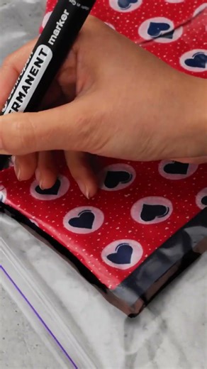 Sewing Secrets: Easy Hacks for Creative Beginners! ✂️✨