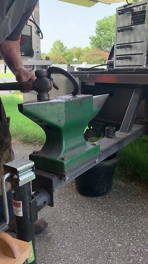 #Farrier #fyp #farriersoftiktok #blacksmith #shoebuilding