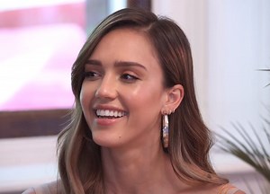 Jessica Alba in un nuovo film d'azione su Netflix