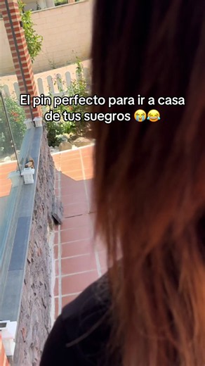 Cuando estás con la familia y no puedes decir “dejadme en paz”… este pin lo dice por ti 😅👨‍👩‍👧‍👦 #pindigital #humorfamiliar #familia #suegros #regalosoriginales Pin digital interactivo versión familia 👨‍👩‍👧‍👦 que cambia de expresión al pulsarlo según tu nivel de paciencia 😅📉 Ideal para sobrevivir comidas familiares, visitas a los suegros, reuniones eternas y familiares pesados sin decir una palabra. Gadget viral, regalo original y accesorio perfecto para expresar cómo te sientes con h