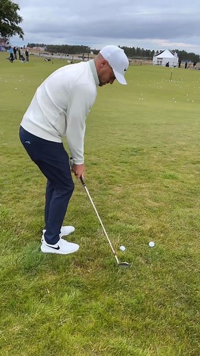 Chipping from the rough__Those with a great short game are able to loft the golf ball up high from t | Grace Zwar