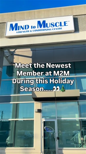 Mind To Muscle on Instagram: "Newest Member During Holiday Season💪☃️ Checkout what Jacked Frost is up to every day at M2M by reserving your spot at the link in our bio! #strengthandconditioning #training #elfonashelf"