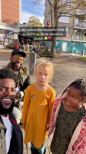 Kids Speaking Dutch: Learn Dutch Words with Adorable Youngsters