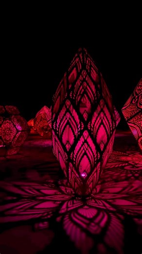 The Travel Tease on Instagram: "One of the most beautiful light show in California ✨✨ Sensorio - One of California’s largest Immersive Arts Exhibition! We had our little date night here, walking through more than 100,000 glowing bulbs, light towers and dimensions. A must visit! 📍 Sensorio, Paso Robles, CA #travelreels #explorepage #travel #california #fieldoflight #lights #bayarea"