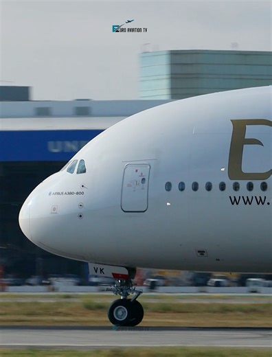 🗣Beautiful ✈Emirates Airbus A380-800 takeoff at Los Angeles airport | Euro Aviation TV